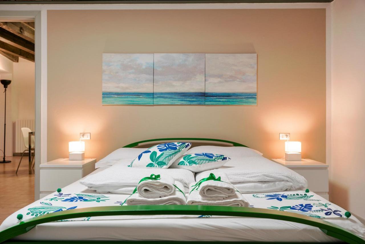 Iseo Portelle Holiday With Private Parking And Bike Storage 외부 사진